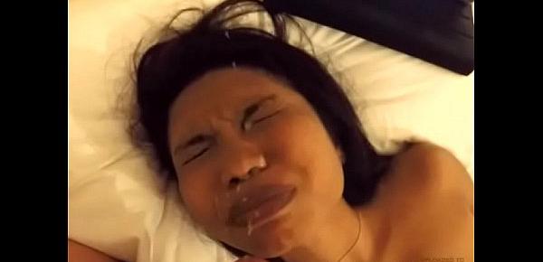  (Real amateur) Thai prostitute gets facial in a hotel